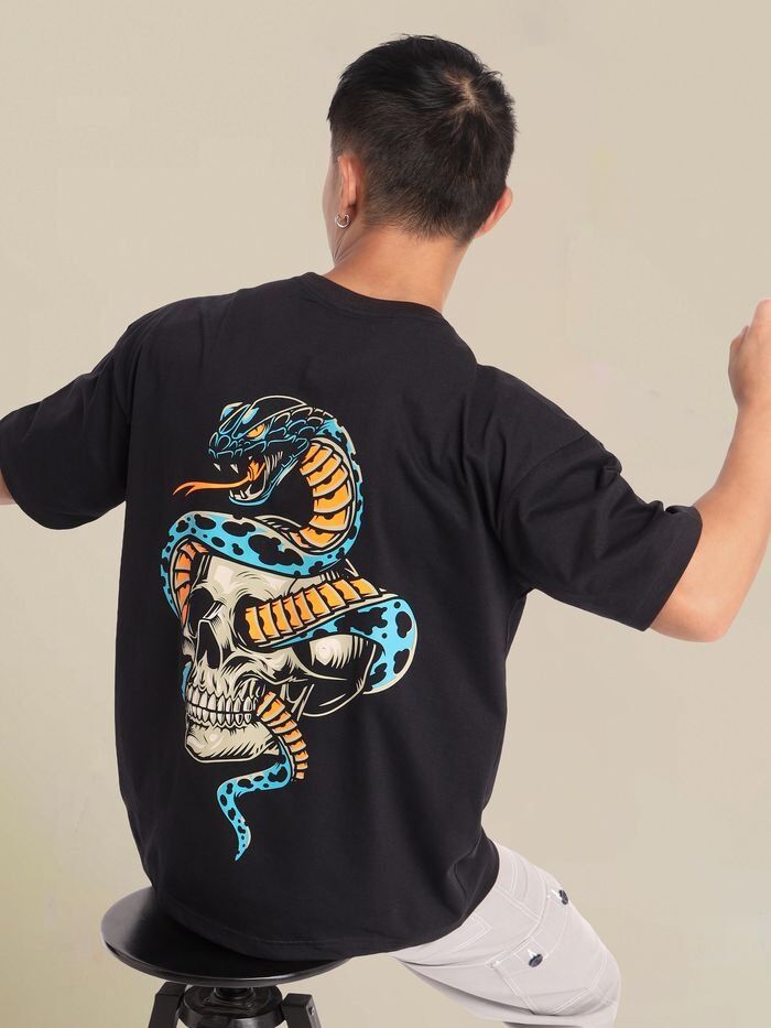 dragon_printed_oversized_t-shirt_for_men_base_700x933